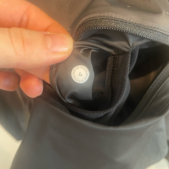 Lululemon black jacket - Picture 3 of 5